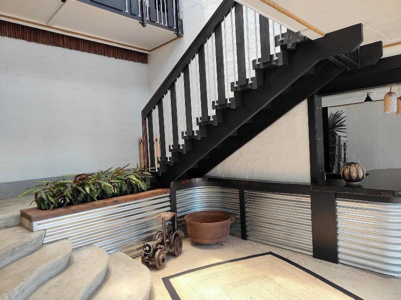 Hornbill House image
