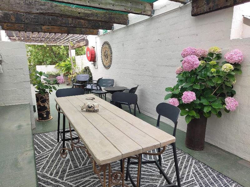 Hornbill House image