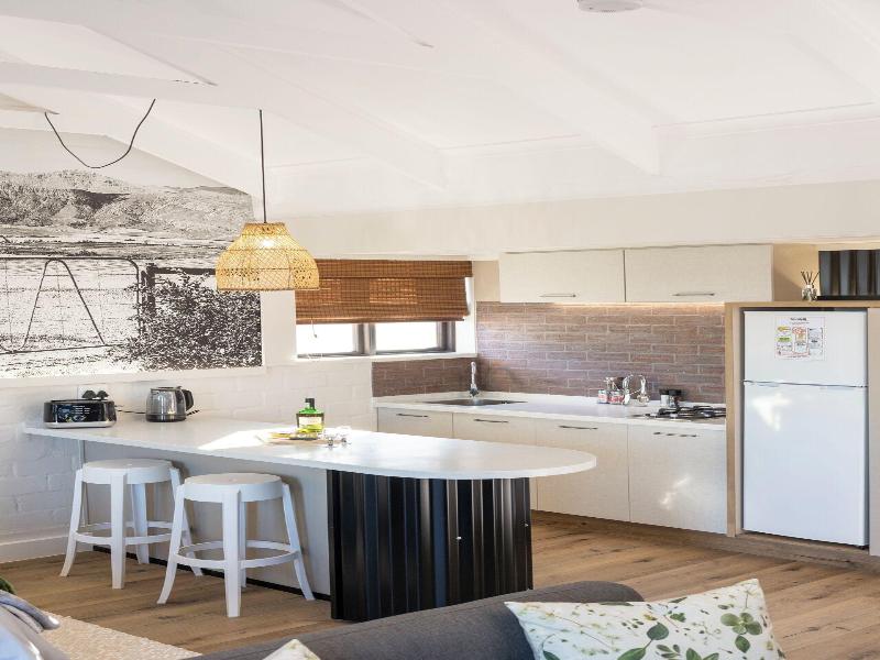 Hornbill House image