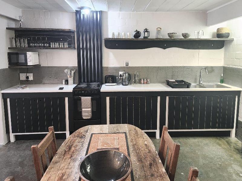 Hornbill House image