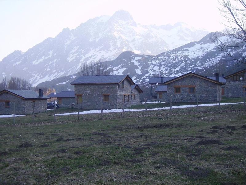 Casas de Montaña Alto Curueño image