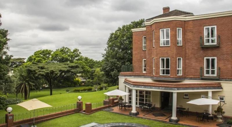 Redlands Hotel image