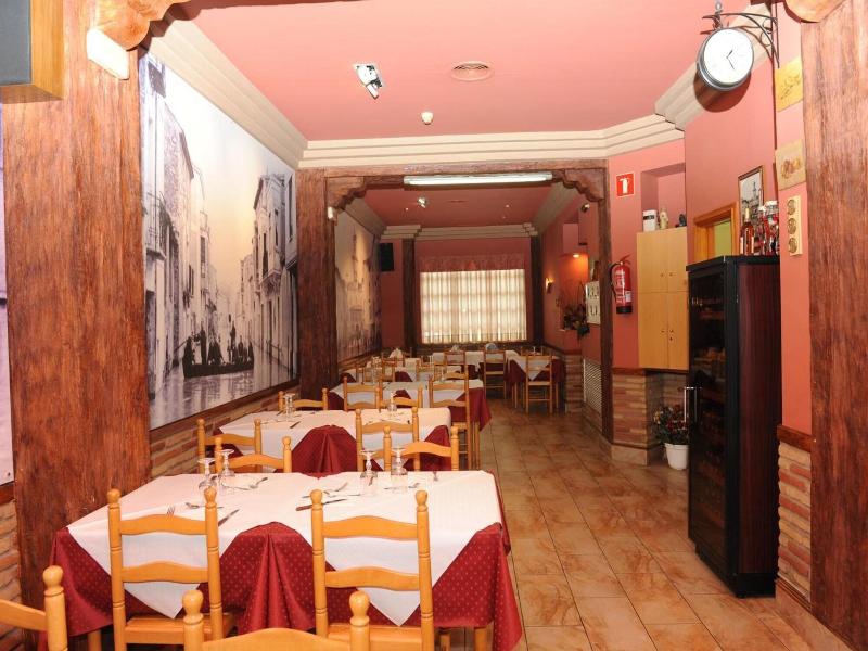 Hostal Venecia image