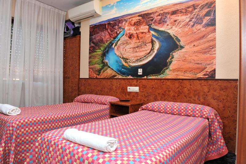Hostal Venecia image