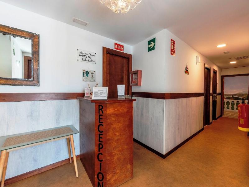 Hostal Y Apartamento Rural Los Naranjos image