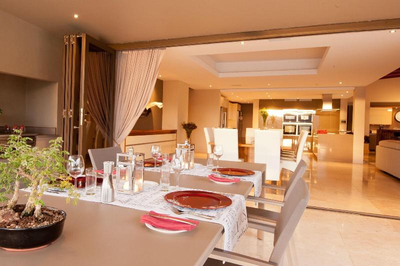 Umvangati House image