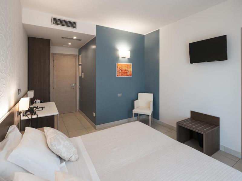 Hotel Palmensis image