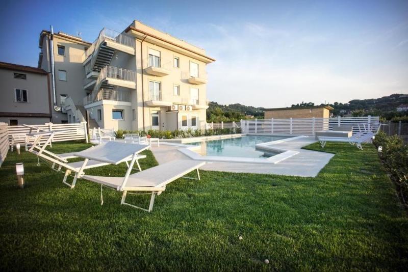 Hotel Palmensis image