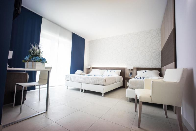 Hotel Palmensis image