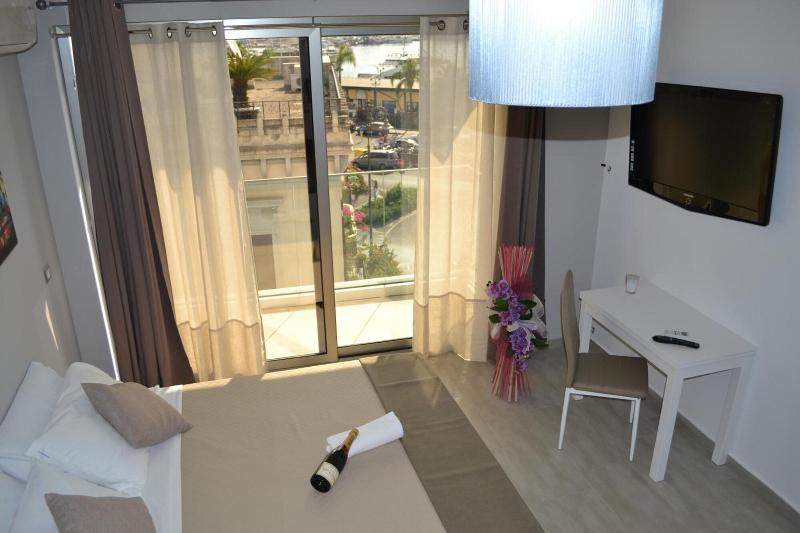 B&B Varadero image