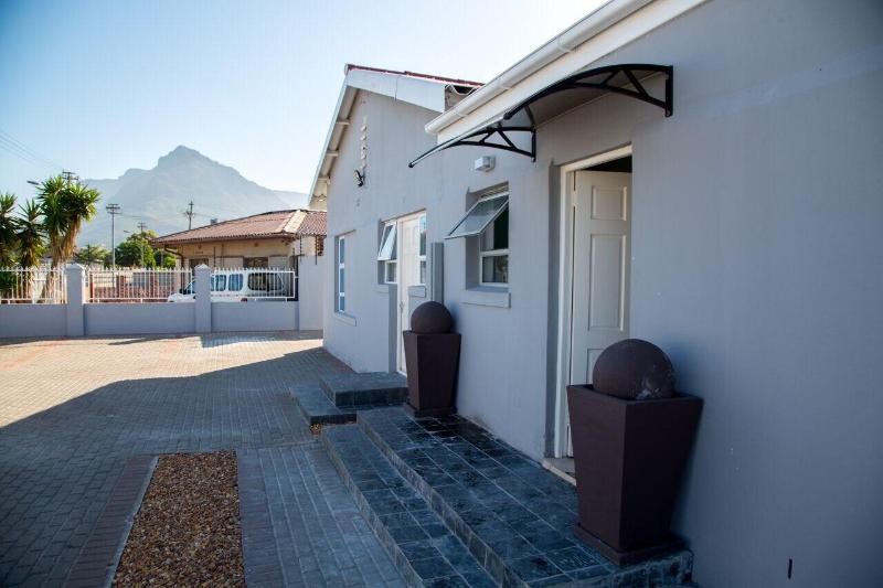 Annex Lodge image