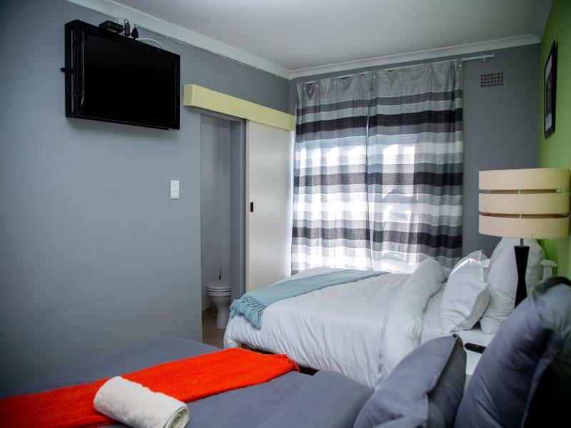 Annex Lodge image