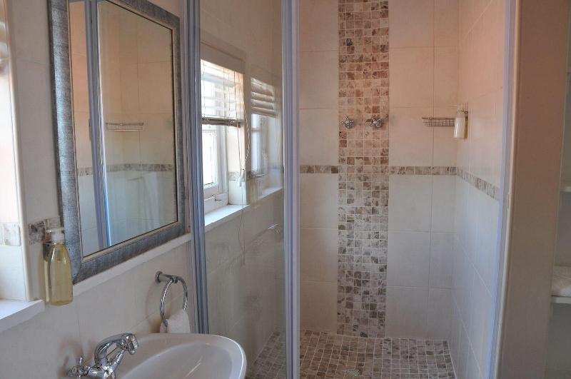 A&A Guesthouse image
