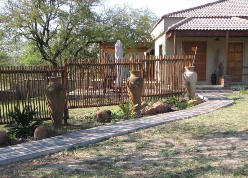 Turaco Lodge image