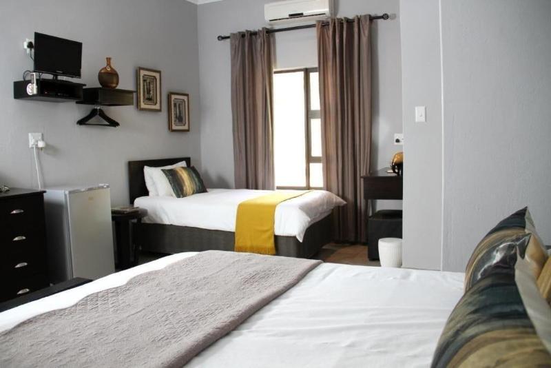 Turaco Lodge image