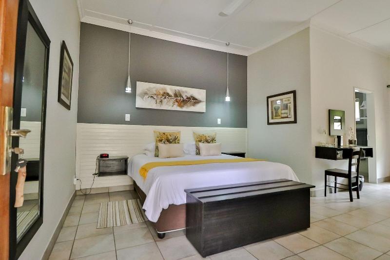 Turaco Lodge image
