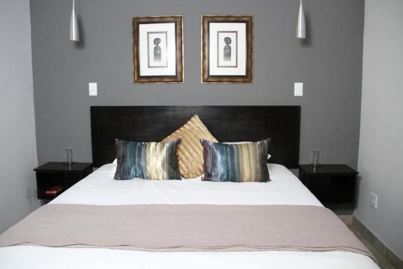 Turaco Lodge image