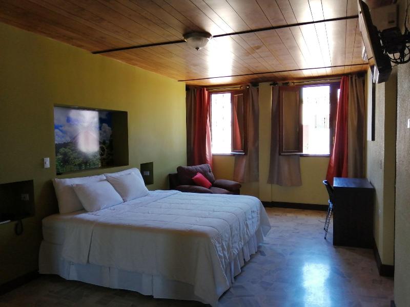 Kartagus Hotel image