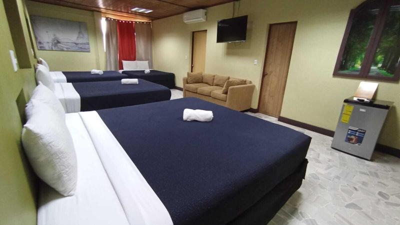Kartagus Hotel image