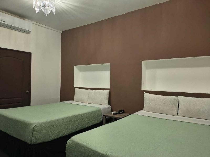 Kartagus Hotel image