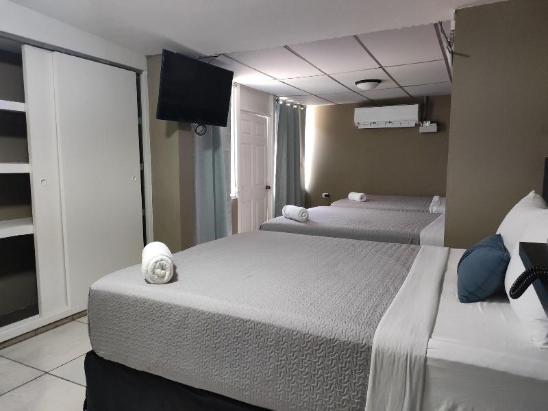 Kartagus Hotel image
