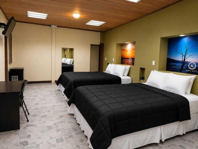 Kartagus Hotel image