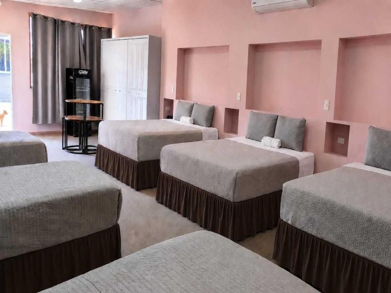 Kartagus Hotel image