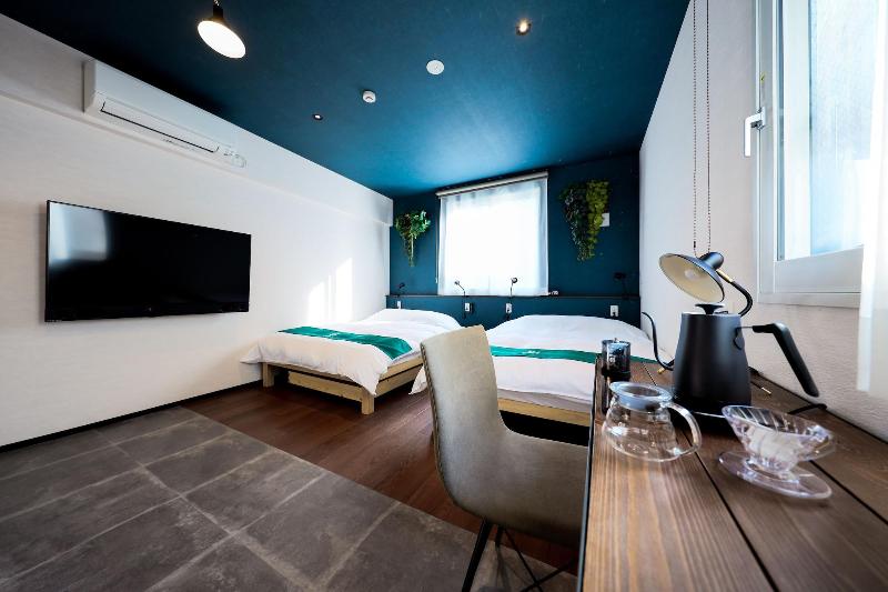 POTMUM - Hostel image