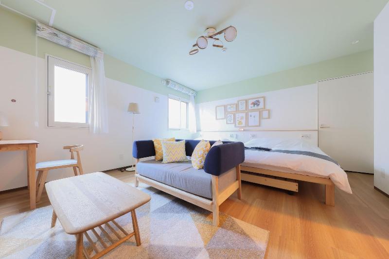 POTMUM - Hostel image