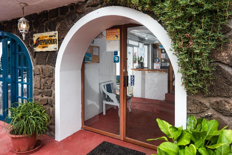 Hostal North Seymour image