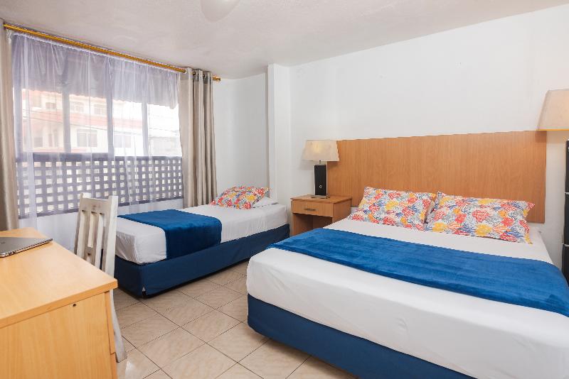 Hostal North Seymour image