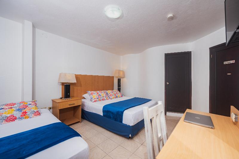 Hostal North Seymour image
