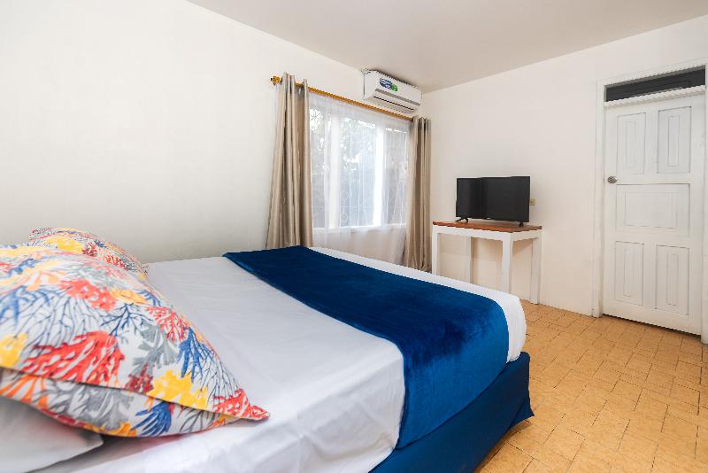 Hostal North Seymour image