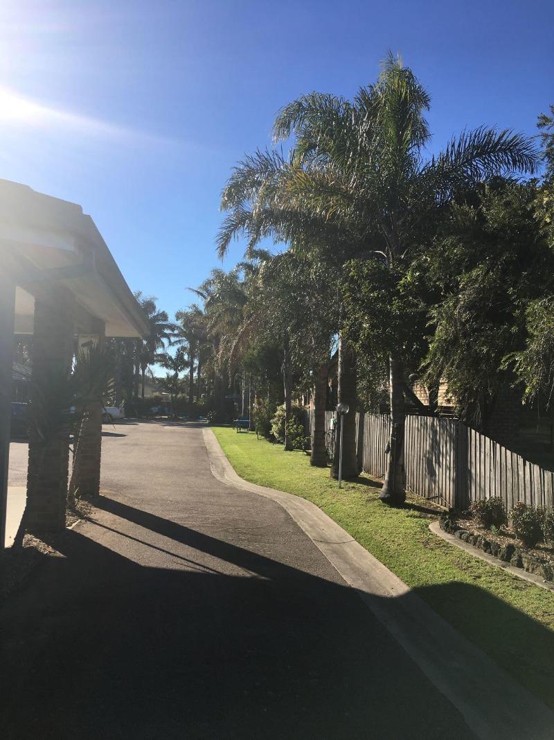 Sandbar Motel — exterior view