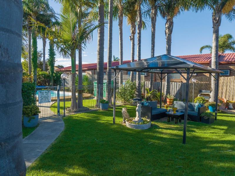 Sandbar Motel image