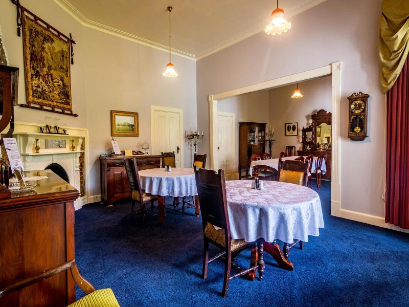 Heytesbury House image