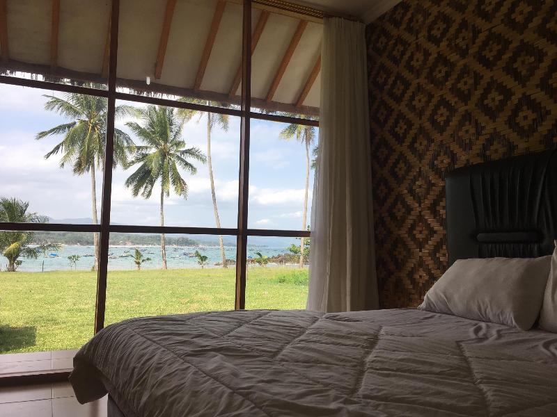 Legon Pari Beach Resort