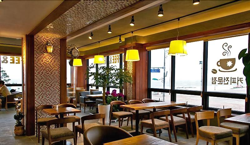 Mud Beach Hotel image