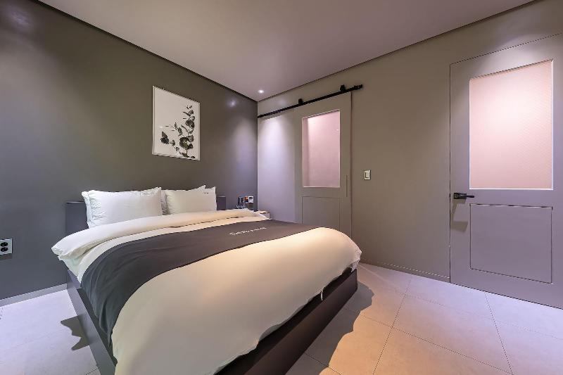 Day Nice Hotel image