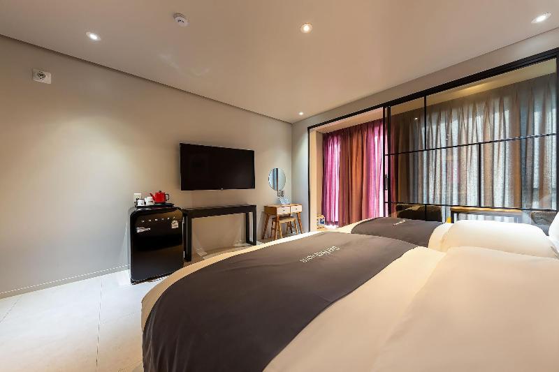 Day Nice Hotel image