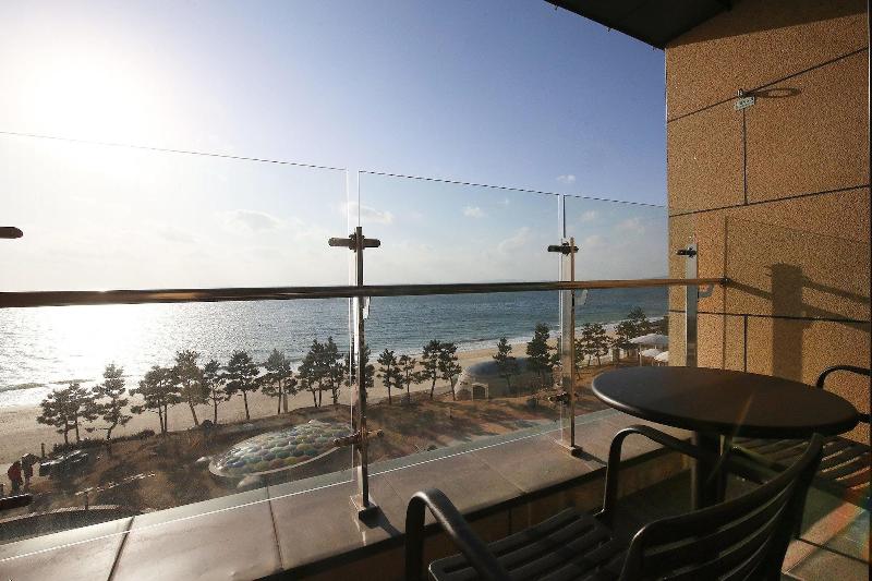 Day Nice Hotel image