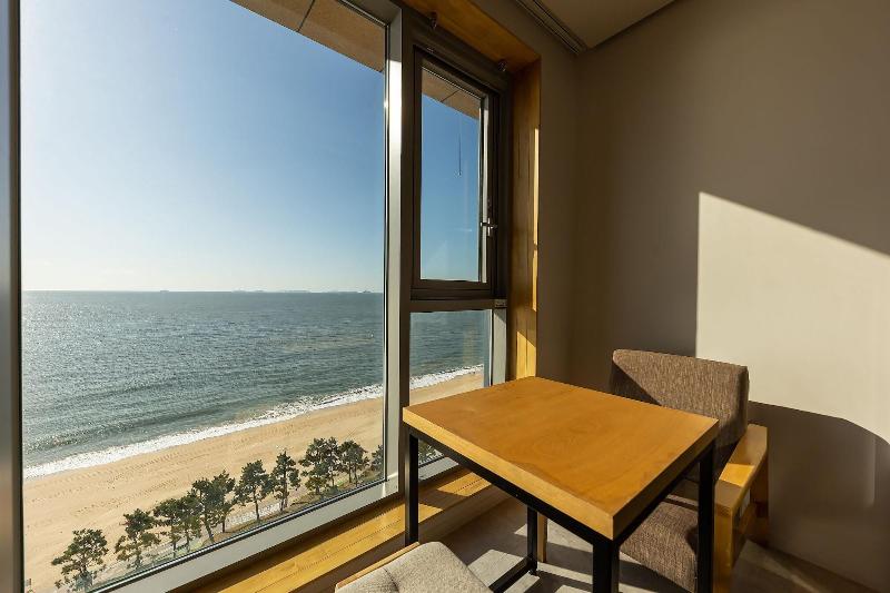 Day Nice Hotel image