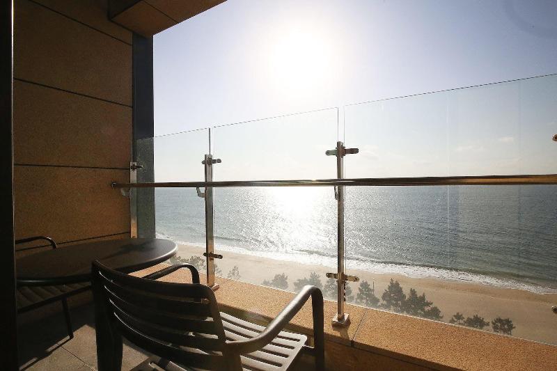 Day Nice Hotel image