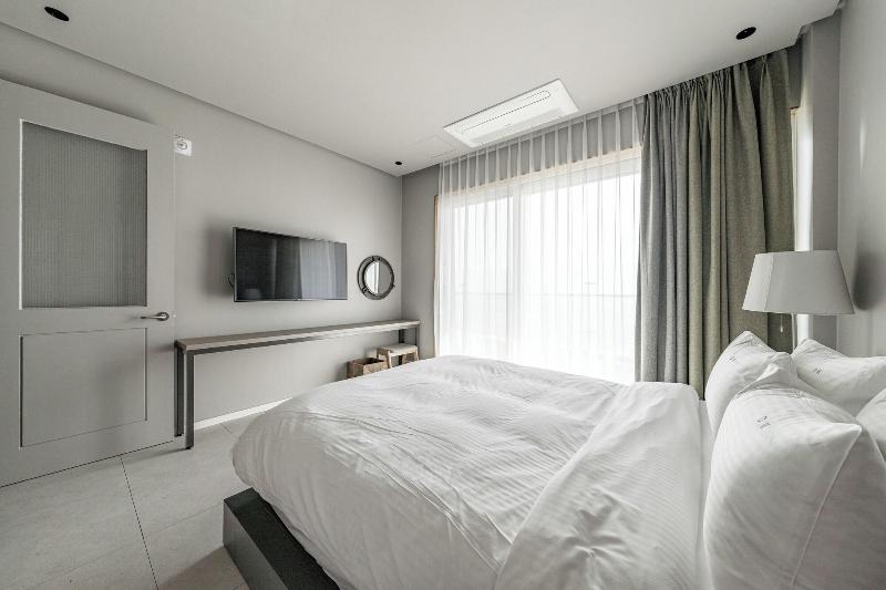 Day Nice Hotel image
