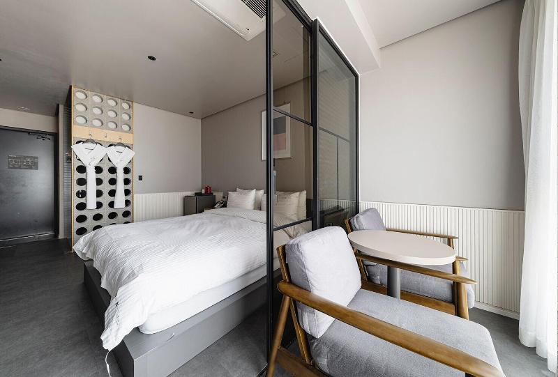 Day Nice Hotel image