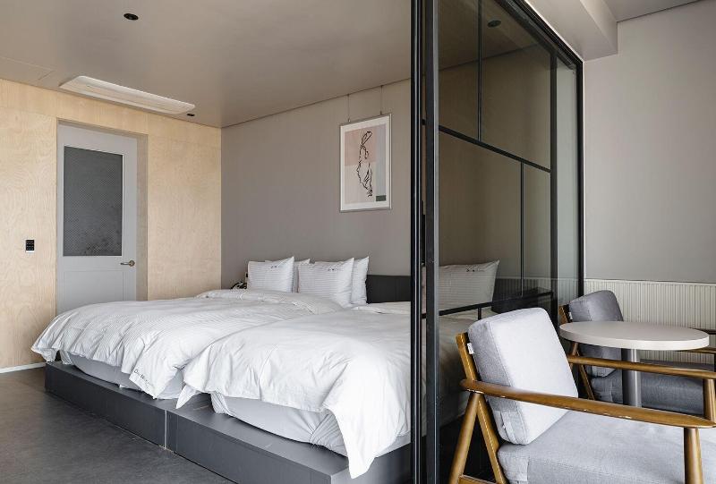 Day Nice Hotel image