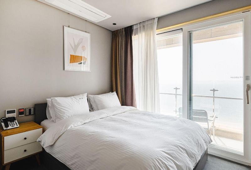 Day Nice Hotel image