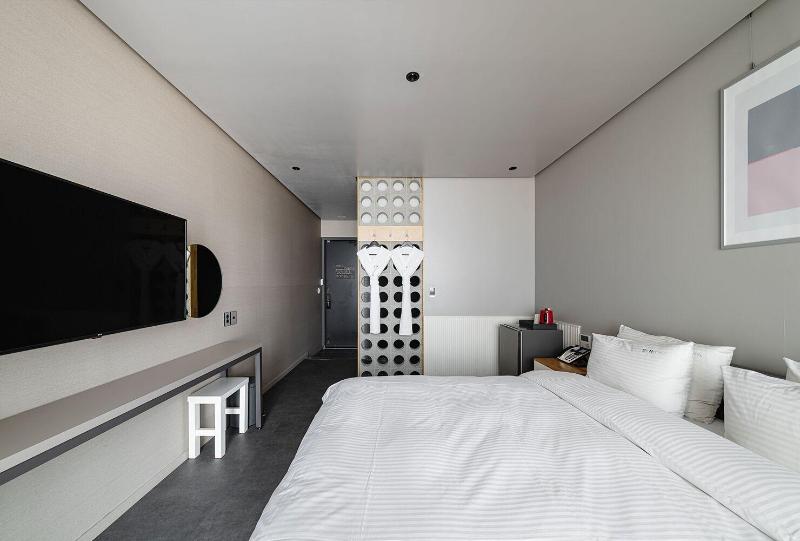 Day Nice Hotel image