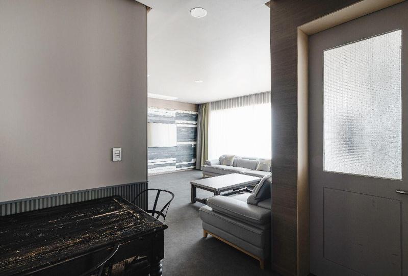 Day Nice Hotel image