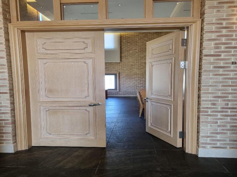 Pine Grove Hotel image